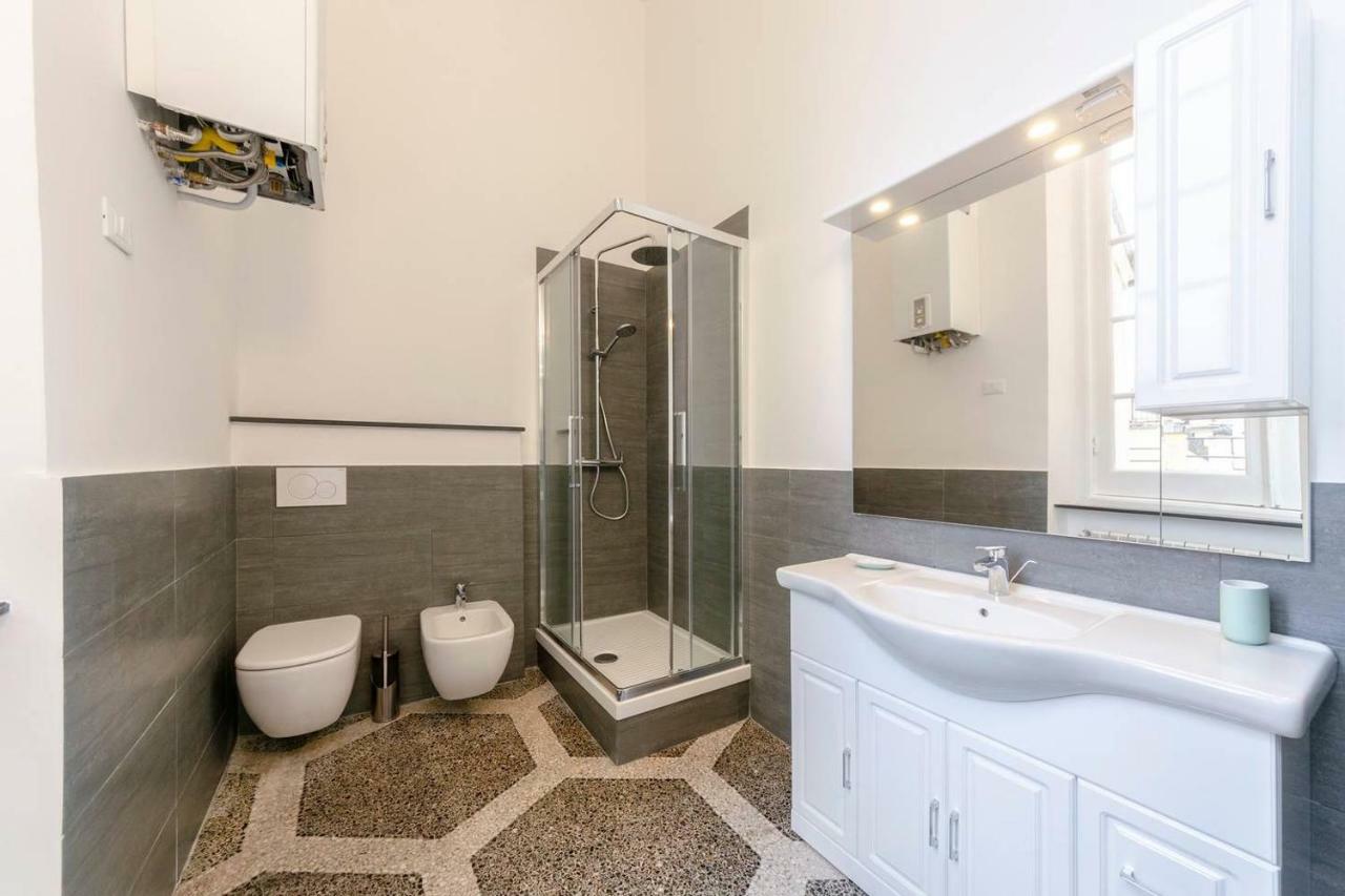 Joivy Elegant Flat For 7, In The Heart Of Genoa Lejlighed Eksteriør billede