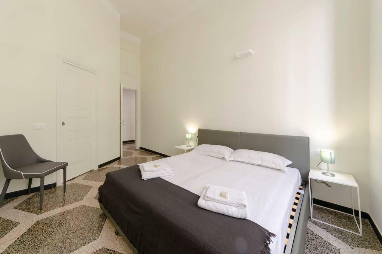 Joivy Elegant Flat For 7, In The Heart Of Genoa Lejlighed Eksteriør billede