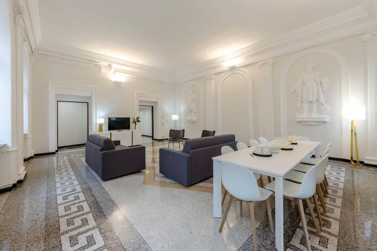 Joivy Elegant Flat For 7, In The Heart Of Genoa Lejlighed Eksteriør billede